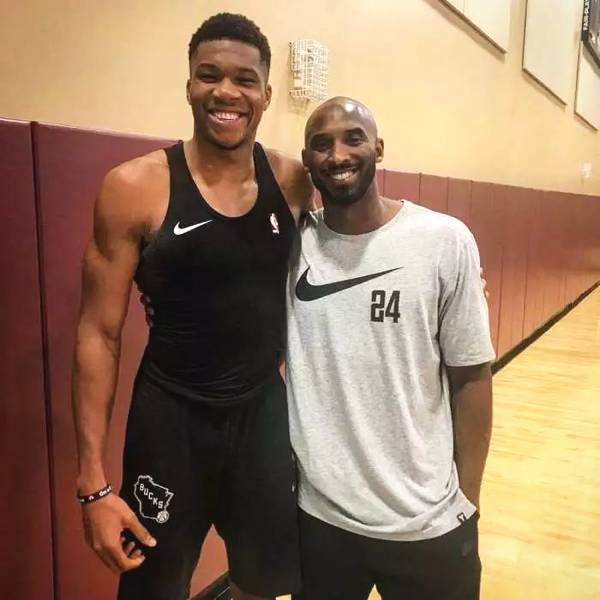 英超赛程提醒：切尔西对阵曼联,