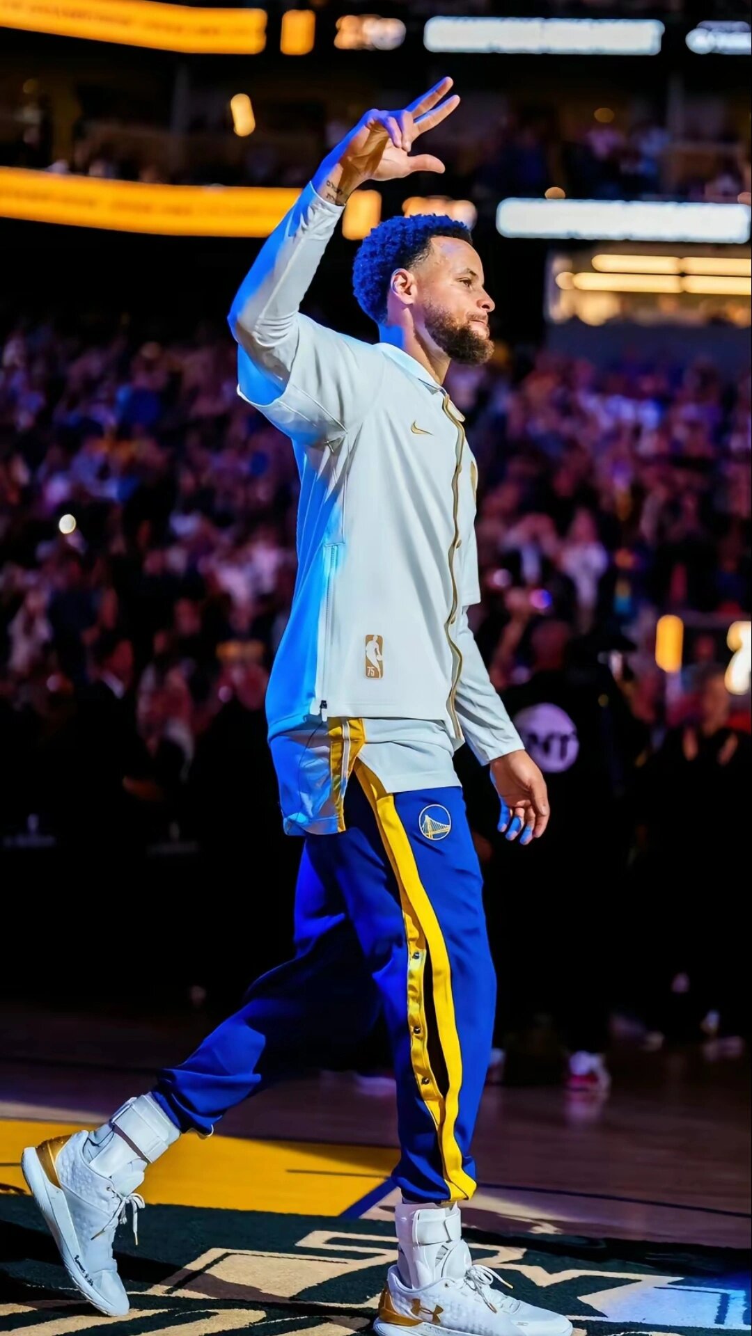 世界杯震撼一幕：孙颖莎让分全场掌声，赛场对手忍不住竖大拇指