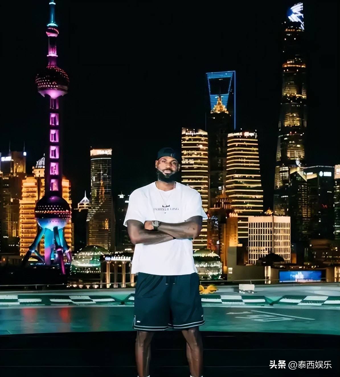 近百台赛车通过发车台，2025APRC／CRC龙游拉力赛盛大开幕！