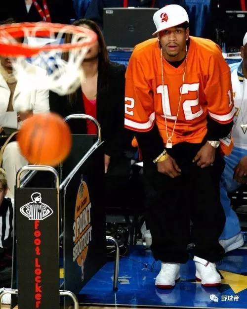 队友为了他拼到抽筋