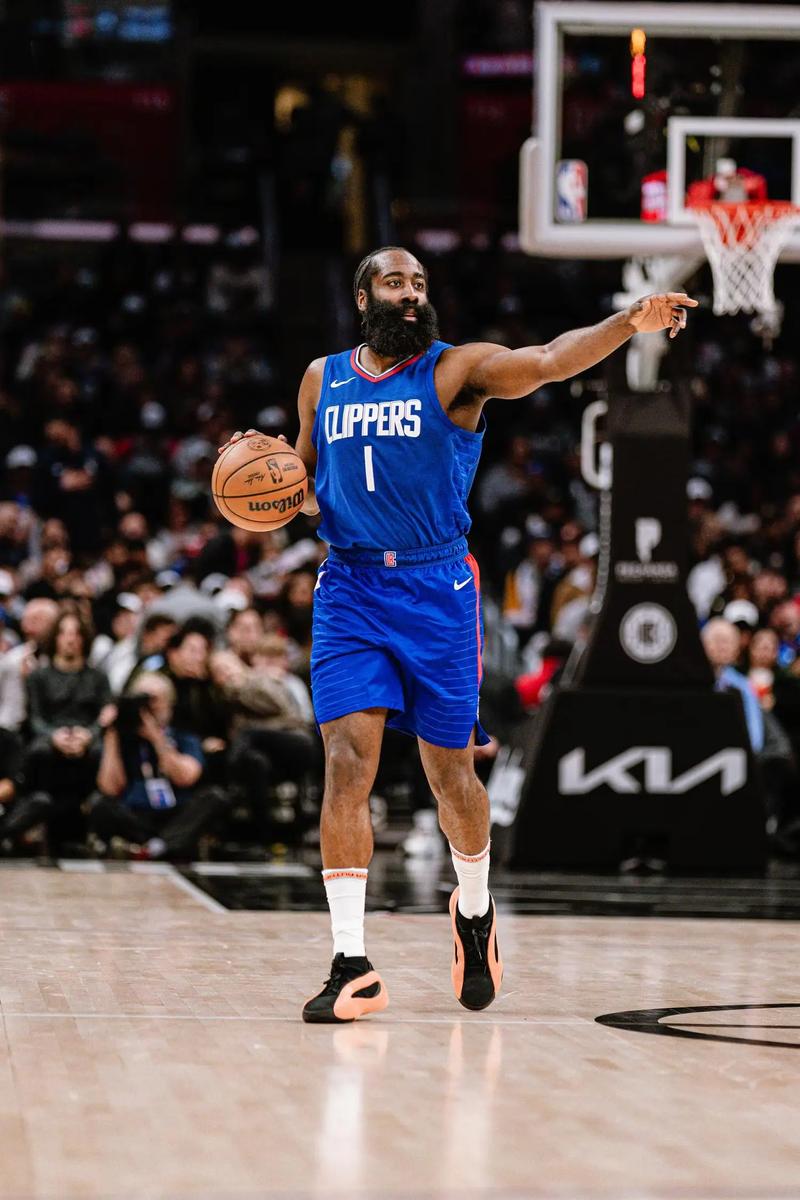 篮球中的投篮姿势分析