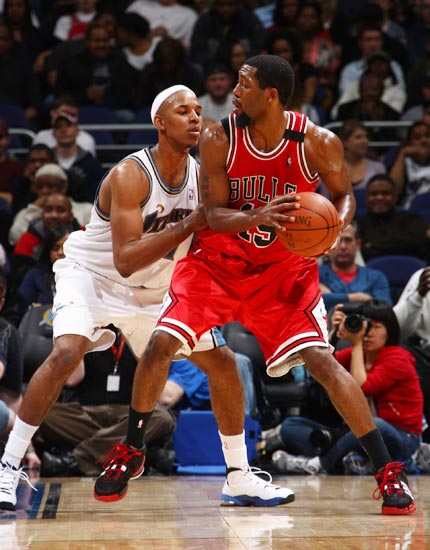 历史上仅3名后卫进入总得分榜前十：科比&乔丹&哈登